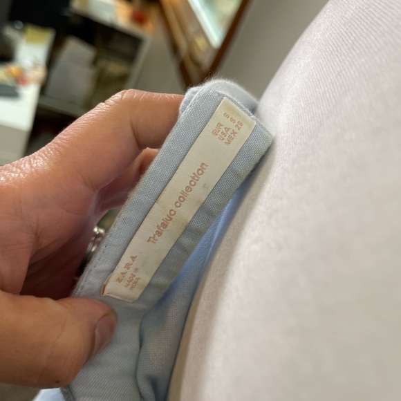 5 for 25
Zara Blue Cotton Off the Shoulder Bubble Sleeves BlouseRed Embroidery S - Picture 6 of 8